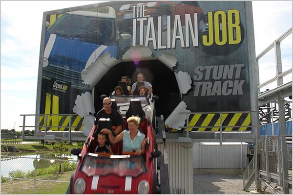 The Italian Job - Paramount Canada's Wonderland (1 of 7)