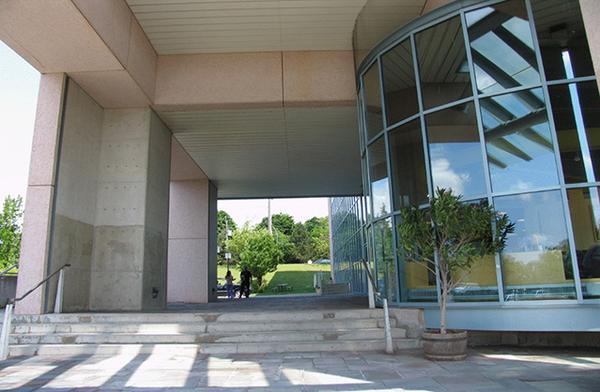 Richmond Hill Library (1 of 1)